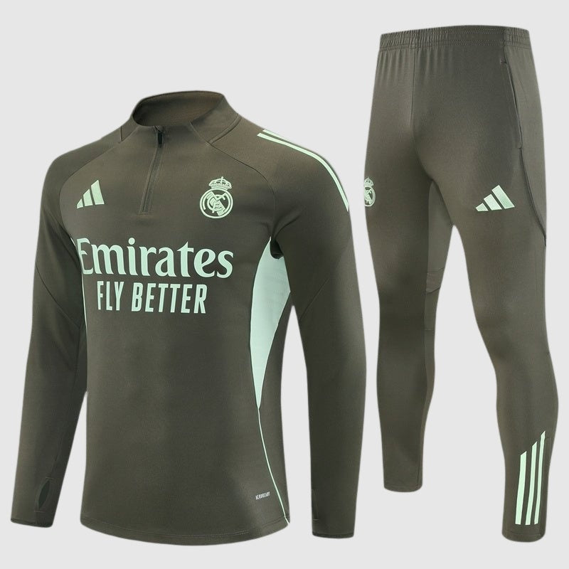 Real Madrid - Training 25/26 Tracksuit Kit