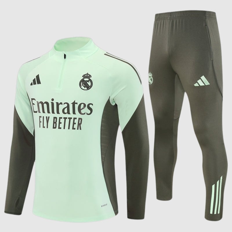 Real Madrid - Training 25/26 Tracksuit Kit