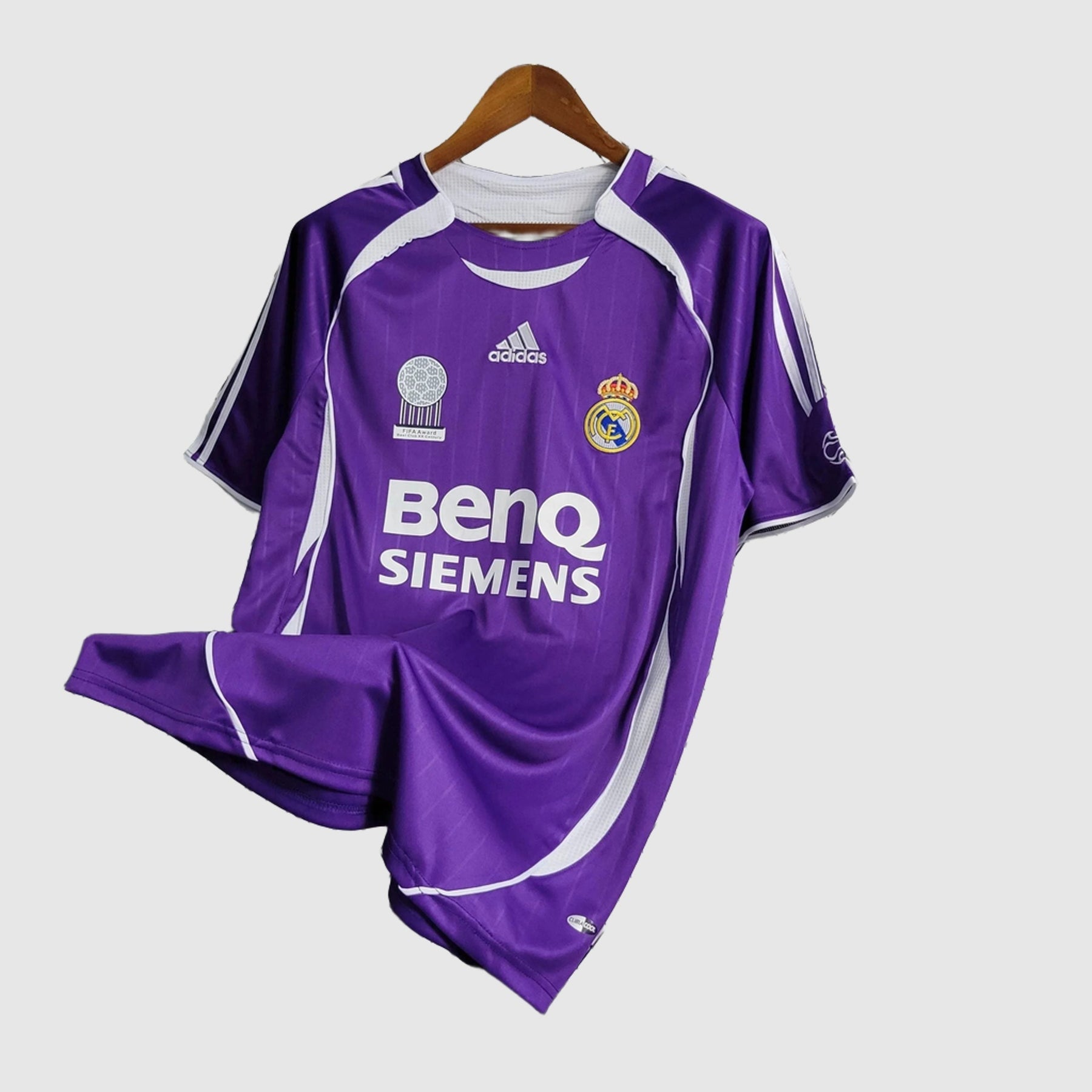 Real Madrid - Retro Away 2006 Jersey